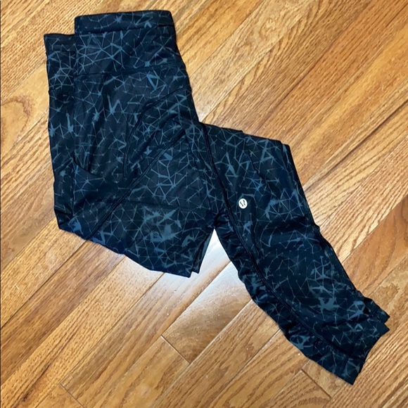 Lululemon Speed Tight III Star Crushed Black 6 - Picture 2 of 8